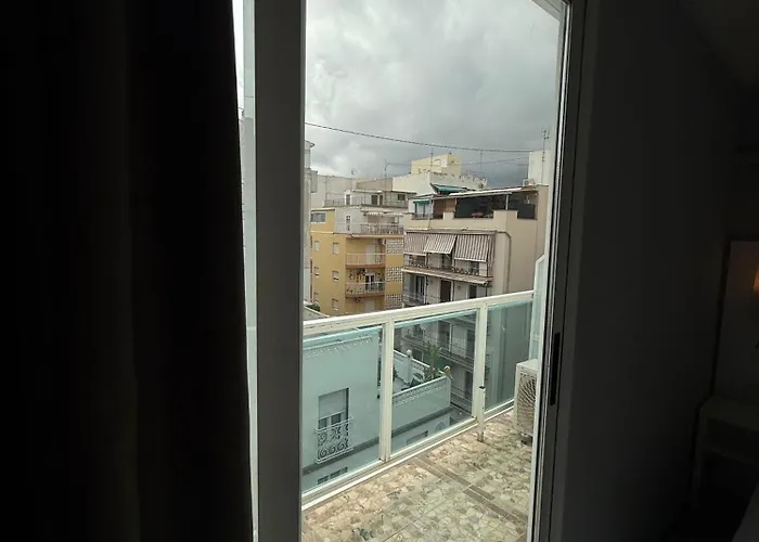 Hostal B And B Benidorm Гостевой дом