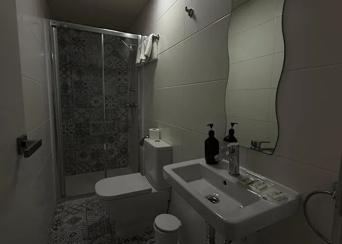 Гостевой дом Hostal B And B Benidorm 3*