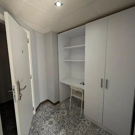 Hostal B And B Benidorm