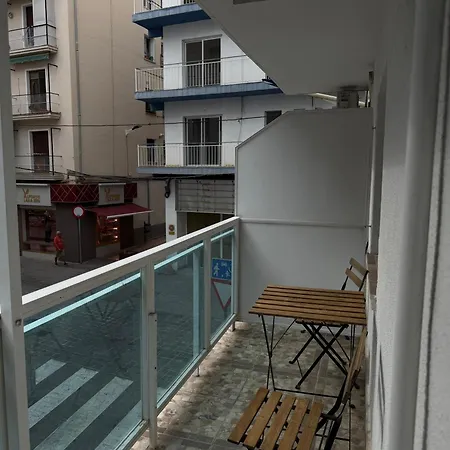 Pensjonat Hostal B And B Benidorm